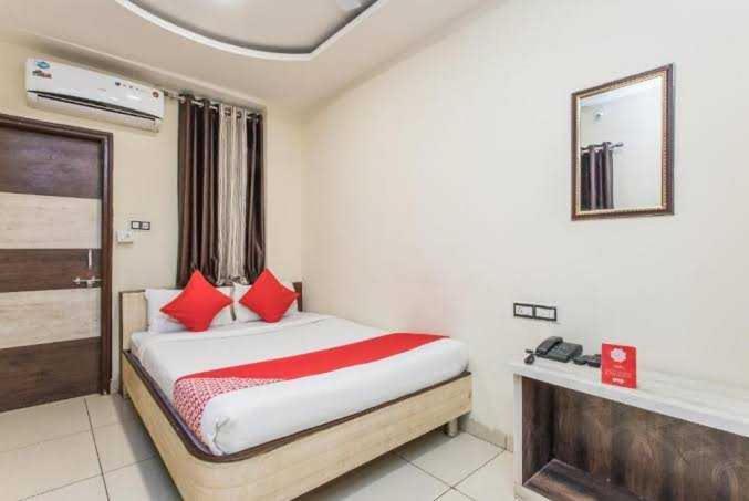 Hotel Mehar Residency Indore Exterior foto